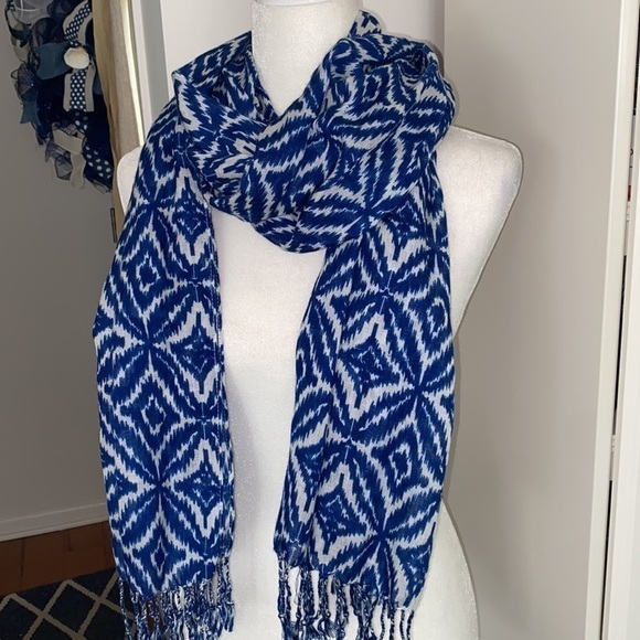 Blue White Ikat Pattern Bohemian Artsy Braided Tassel Warm Scarf Fall - Picture 7 of 17